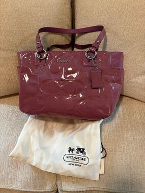 Coach Patent Leather Tote in Berry Pink